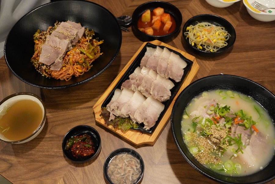 김지훈고기국수 음식 클로즈업