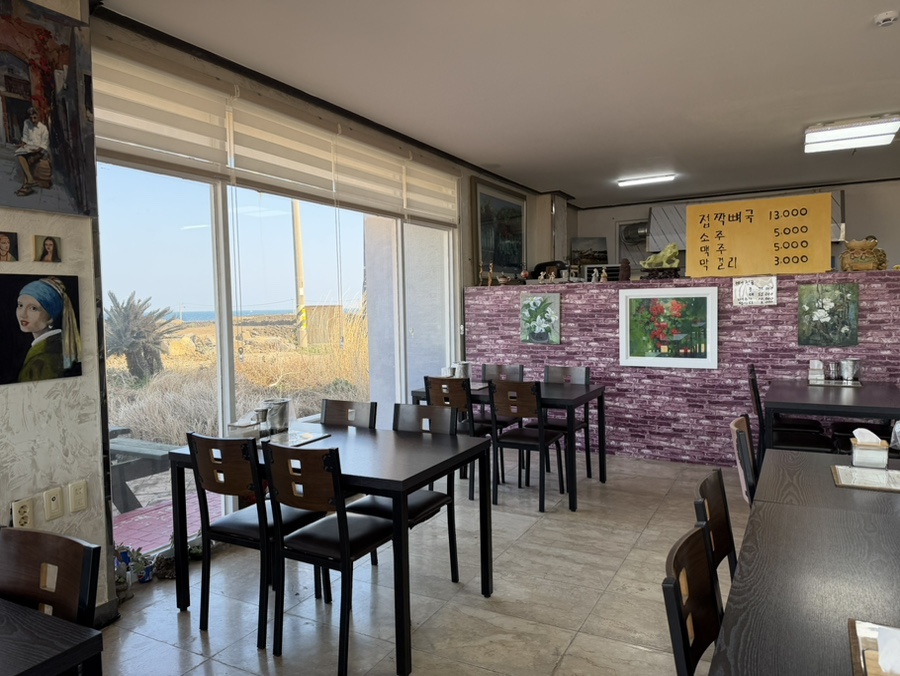 우도식당 매장 내부