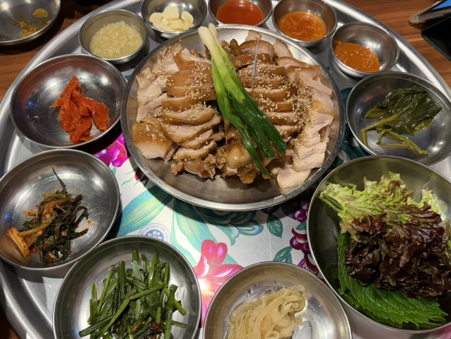 완미족발 제주연동점 족발 클로즈업