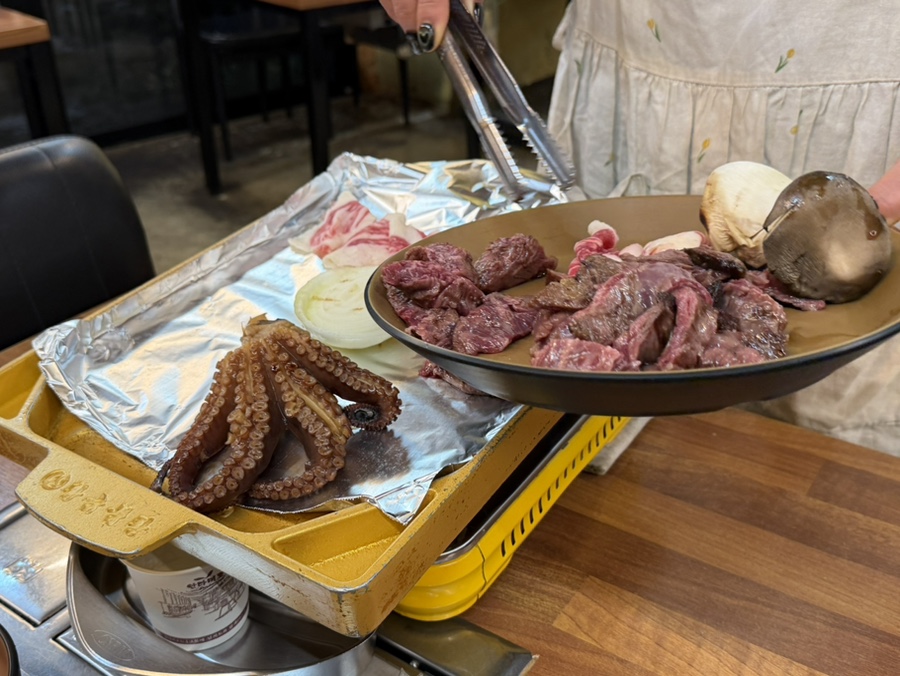 누렁소앤도새기 애월흑돼지본점 음식 클로즈업