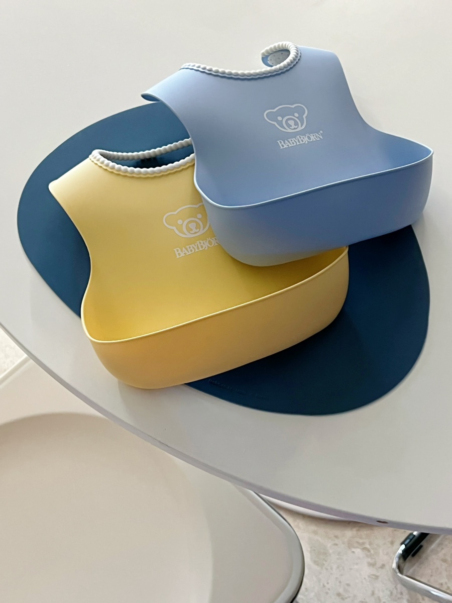 베이비뵨 턱받이 정면