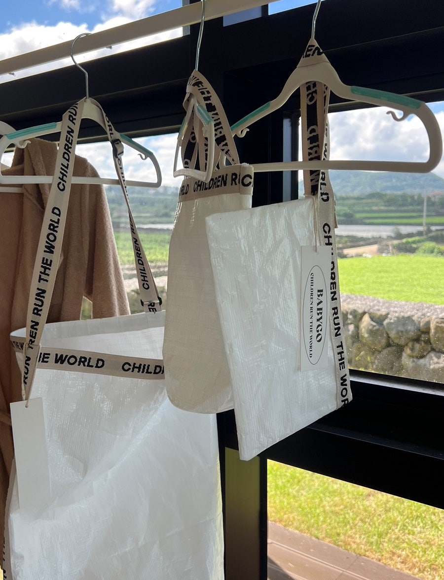 올위켄드 감성 소품