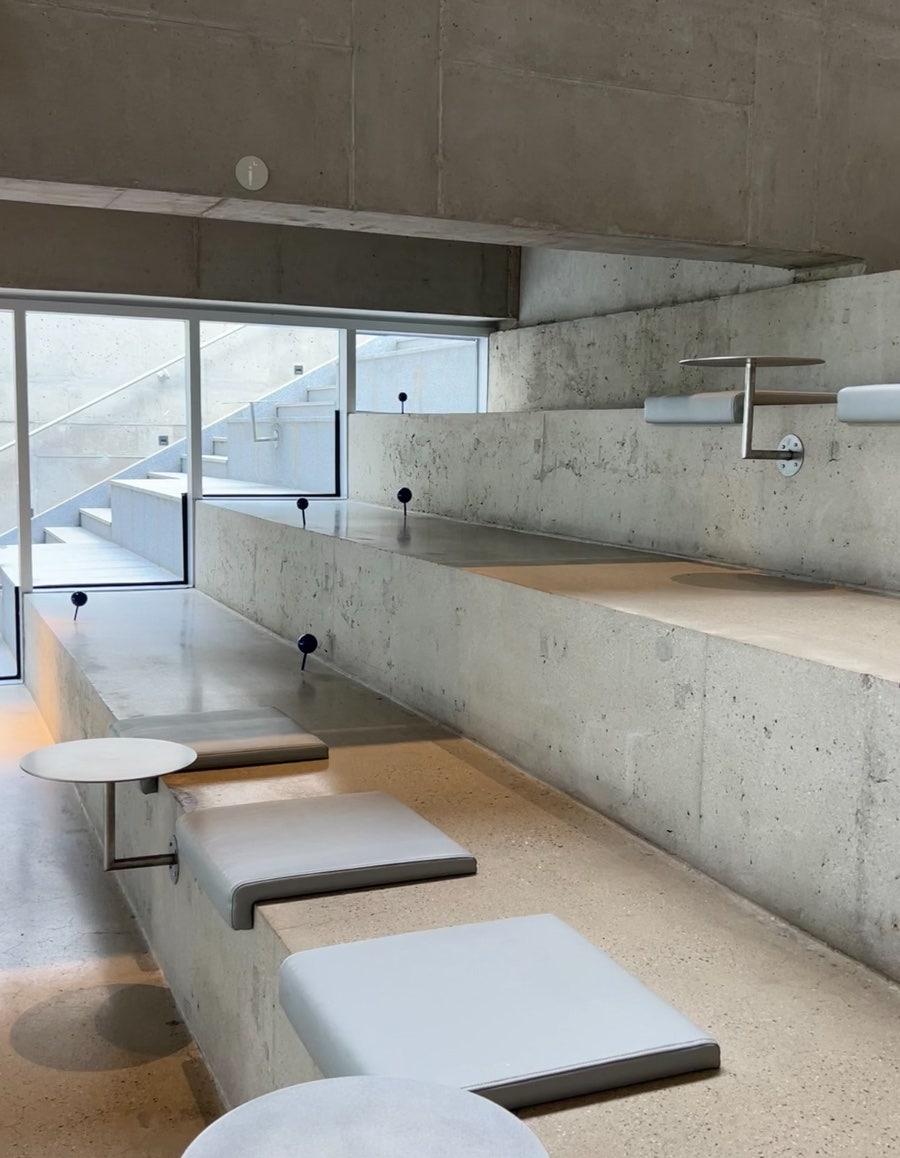 목적지 나인 저수지 산책로