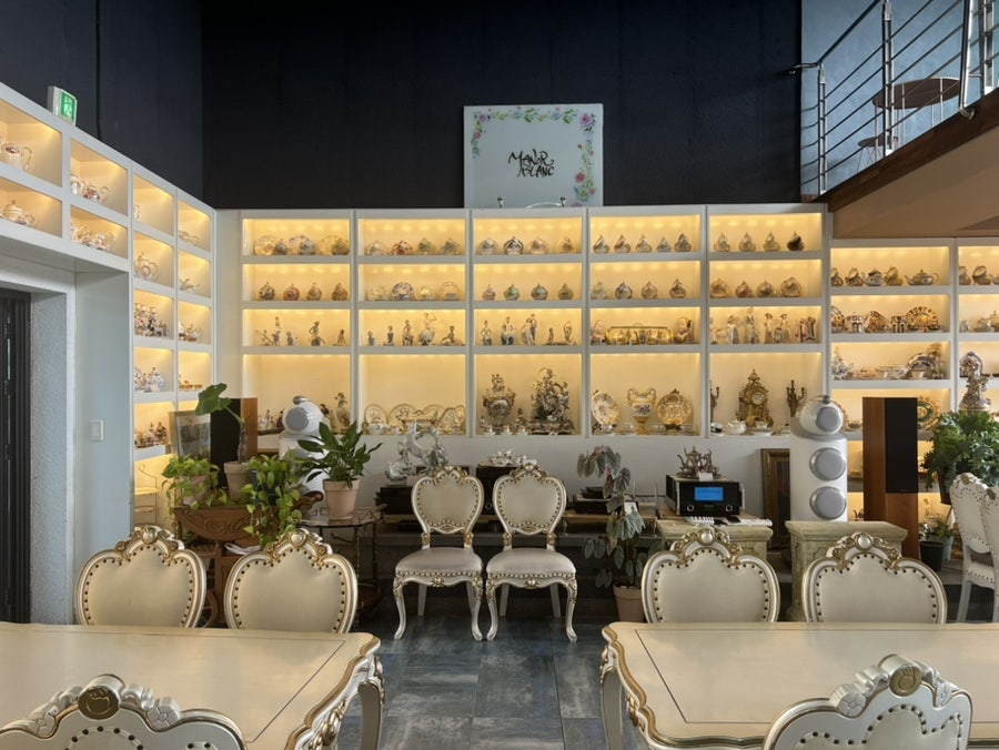 마노르블랑 핑크뮬리 풍경