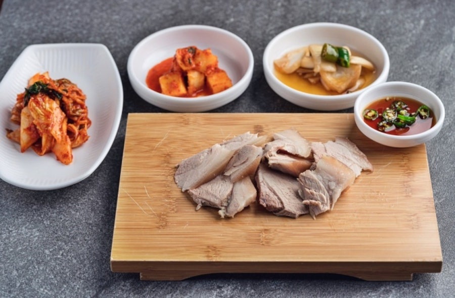 중문 보말칼국수 흑돼지수육