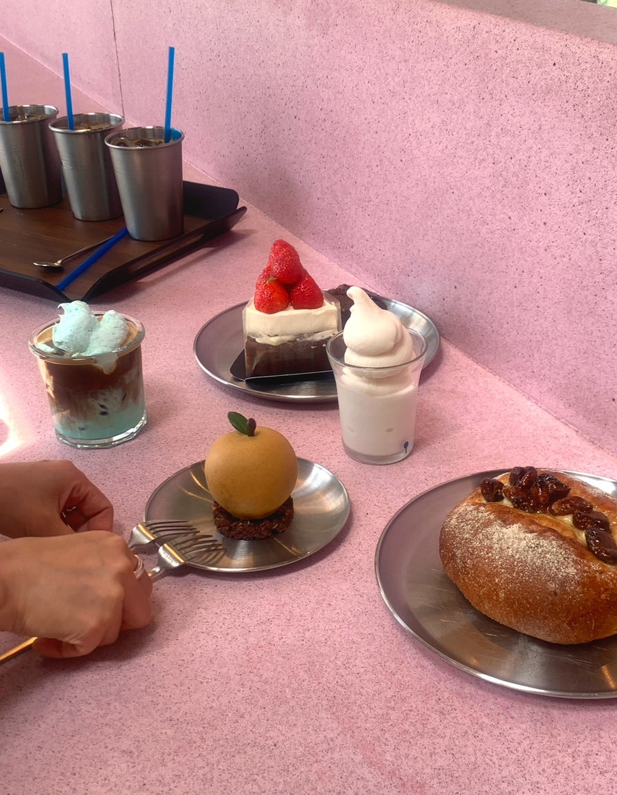 안성 대형 카페 추천 | 갤러리 같은 베이커리 카페 목적지 나인